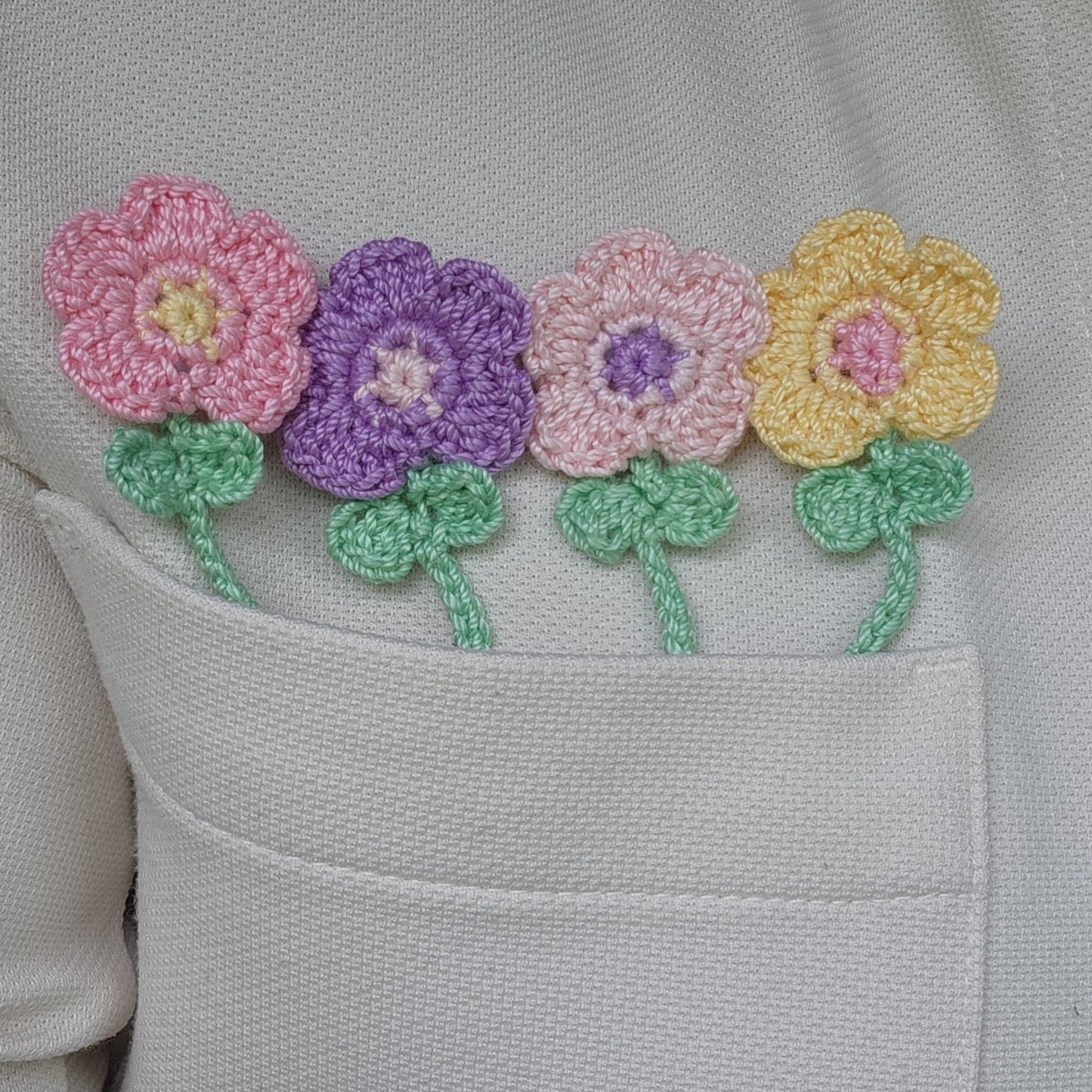Pin's "Pâquerette"
